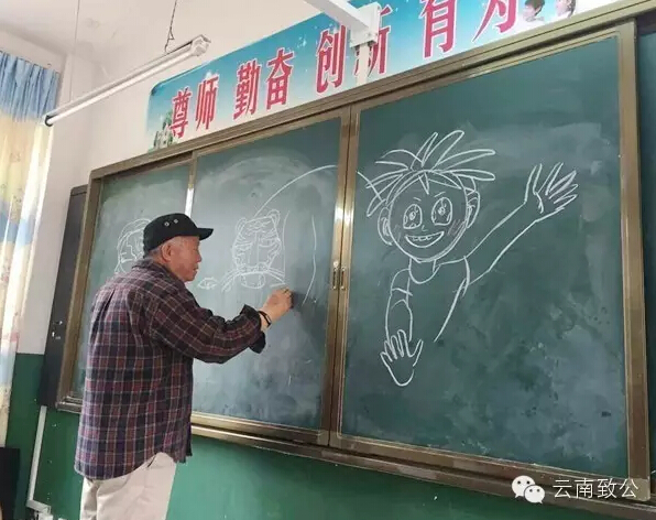 ４